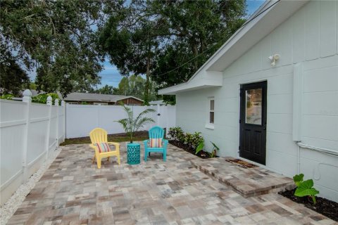 Casa en venta en Saint Petersburg, Florida, 3 dormitorios, 178.19 m2 № 1914779 - foto 26
