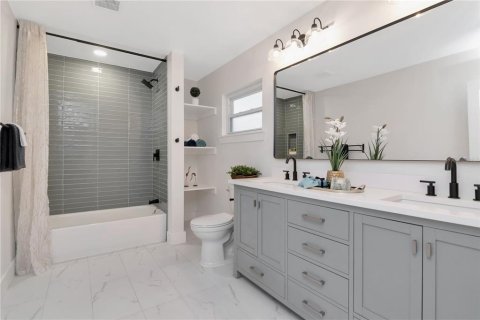 Casa en venta en Saint Petersburg, Florida, 3 dormitorios, 178.19 m2 № 1914779 - foto 25