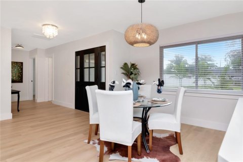 Casa en venta en Saint Petersburg, Florida, 3 dormitorios, 178.19 m2 № 1914779 - foto 15