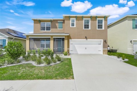 House in Haines City, Florida 5 bedrooms, 250.46 sq.m. № 1879443 - photo 1