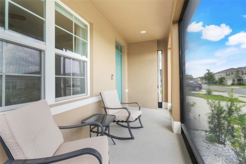 House in Haines City, Florida 5 bedrooms, 250.46 sq.m. № 1879443 - photo 2