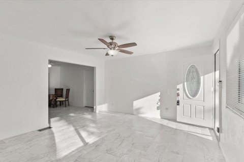 House in Daytona Beach, Florida 3 bedrooms, 134.52 sq.m. № 1643186 - photo 11