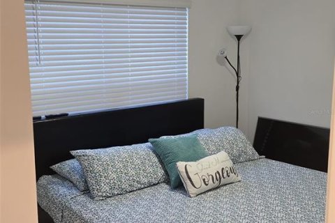 House in Davenport, Florida 3 bedrooms, 141.21 sq.m. № 1855959 - photo 8