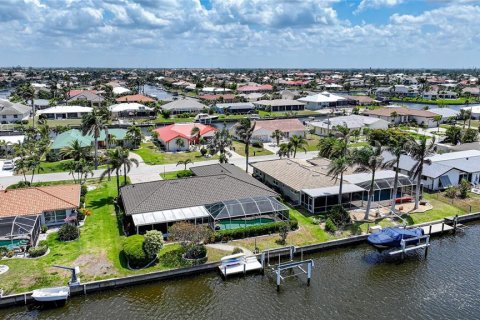 Villa ou maison à vendre à Punta Gorda, Floride: 3 chambres, 214.05 m2 № 1624672 - photo 4