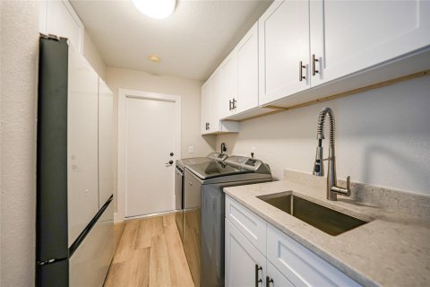 Villa ou maison à vendre à Punta Gorda, Floride: 3 chambres, 214.05 m2 № 1624672 - photo 25