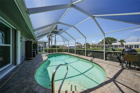 Villa ou maison à vendre à Punta Gorda, Floride: 3 chambres, 214.05 m2 № 1624672 - photo 28