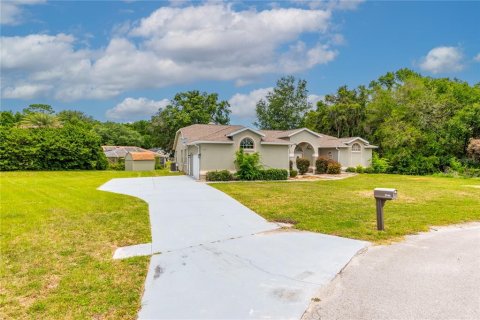 Casa en venta en Ocala, Florida, 3 dormitorios, 216.09 m2 № 2109871 - foto 2