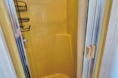 Снять в аренду квартиру в Сент-Питерсберг, Флорида 3 комнаты, 77.29м2, № 2142169 - фото 10