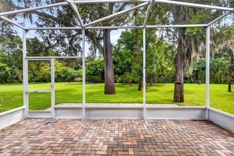 Townhouse in Tampa, Florida 4 bedrooms, 226.03 sq.m. № 2384104 - photo 28
