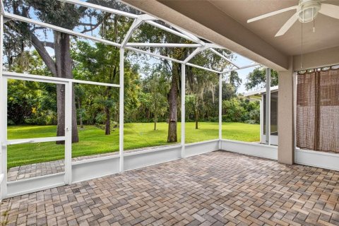 Townhouse in Tampa, Florida 4 bedrooms, 226.03 sq.m. № 2384104 - photo 27