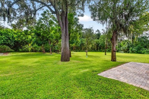 Townhouse in Tampa, Florida 4 bedrooms, 226.03 sq.m. № 2384104 - photo 30