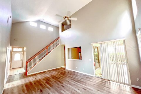 House in Clermont, Florida 3 bedrooms, 201.88 sq.m. № 1721628 - photo 3