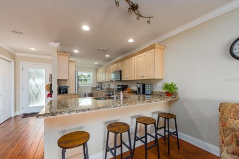 Condo in Clearwater, Florida, 2 bedrooms № 2369536 - photo 14