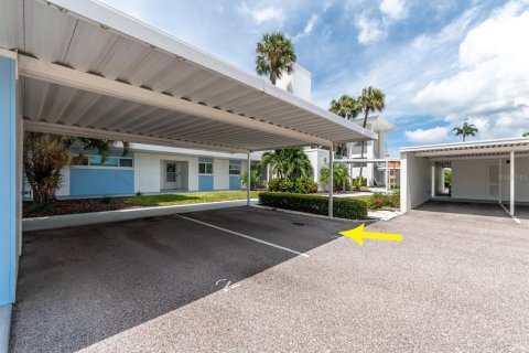 Condo in Clearwater, Florida, 2 bedrooms № 2369536 - photo 28