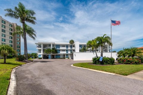 Condo in Clearwater, Florida, 2 bedrooms № 2369536 - photo 29