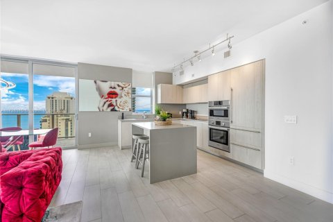 Hotel en venta en Hollywood, Florida, 2 dormitorios, 99.87 m2 № 1702966 - foto 8