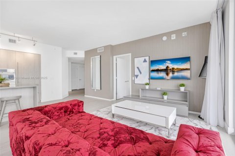 Hotel en venta en Hollywood, Florida, 2 dormitorios, 99.87 m2 № 1702966 - foto 14
