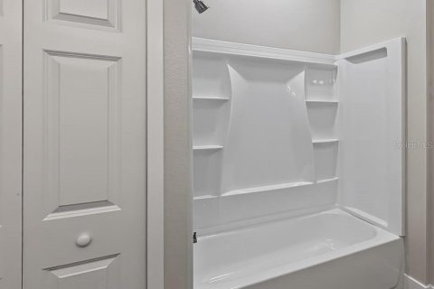 Condo in Orlando, Florida, 3 bedrooms  № 2283750 - photo 14