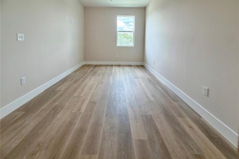 Condo in Orlando, Florida, 3 bedrooms  № 2283750 - photo 12