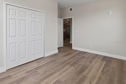 Condo in Orlando, Florida, 3 bedrooms  № 2283750 - photo 17