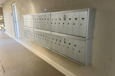 Copropriété à louer à Miami, Floride: 1 chambre, 66.15 m2 № 2025749 - photo 7