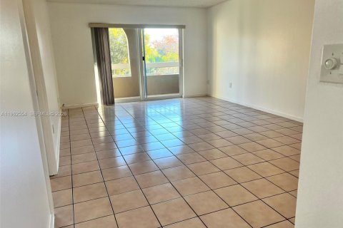 Copropriété à louer à Miami, Floride: 1 chambre, 66.15 m2 № 2025749 - photo 26