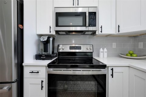 Casa en venta en Port Charlotte, Florida, 3 dormitorios, 108.32 m2 № 1524323 - foto 19