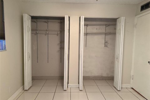 Copropriété à vendre à Margate, Floride: 2 chambres, 89 m2 № 2081857 - photo 10