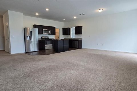 House in Mascotte, Florida 3 bedrooms, 152.45 sq.m. № 2216398 - photo 13