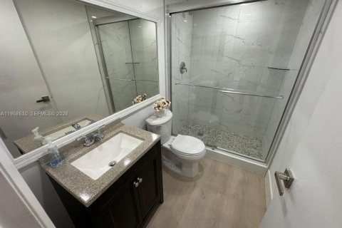 Condo in Coral Springs, Florida, 3 bedrooms № 2020822 - photo 18