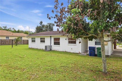 Villa ou maison à louer à Tampa, Floride: 3 chambres, 95.32 m2 № 2389314 - photo 19