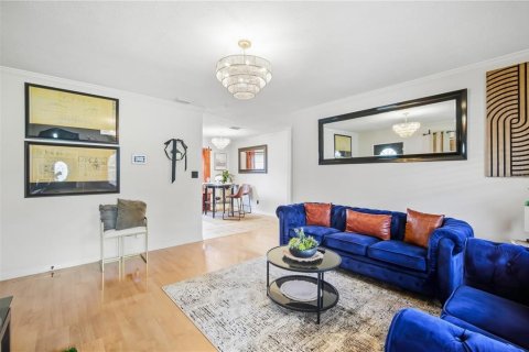 Villa ou maison à louer à Tampa, Floride: 3 chambres, 95.32 m2 № 2389314 - photo 5