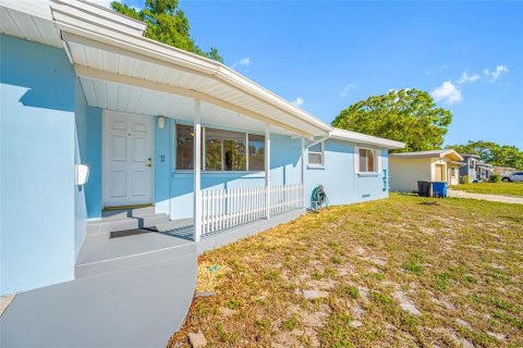 House in Clearwater, Florida 2 bedrooms, 134.15 sq.m. № 1616478 - photo 5