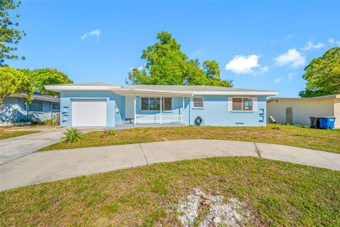House in Clearwater, Florida 2 bedrooms, 134.15 sq.m. № 1616478 - photo 3