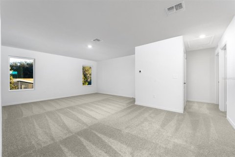 House in Astatula, Florida 5 bedrooms, 228.63 sq.m. № 1618247 - photo 13