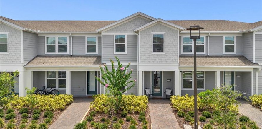 Townhouse in Orlando, Florida 4 bedrooms, 168.06 sq.m. № 1806530
