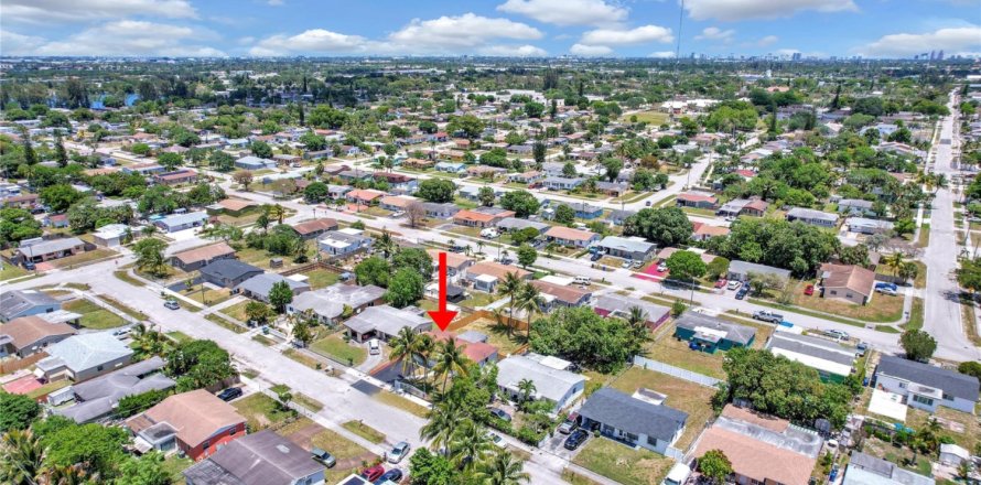 Casa en Fort Lauderdale, Florida 3 dormitorios, 155.98 m2 № 1175008