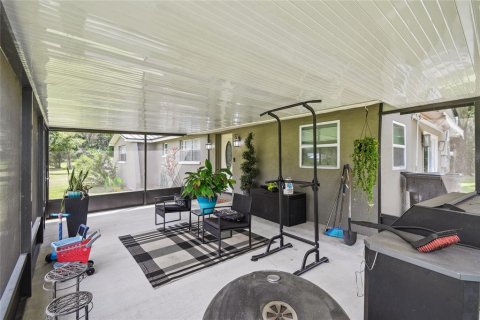 House in Plant City, Florida 3 bedrooms, 121.14 sq.m. № 1827952 - photo 29