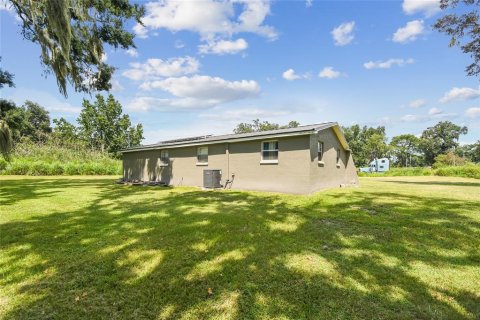 House in Plant City, Florida 3 bedrooms, 121.14 sq.m. № 1827952 - photo 21