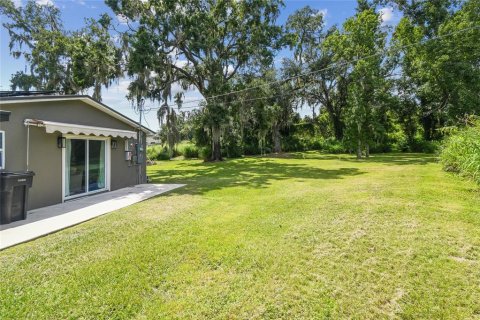 House in Plant City, Florida 3 bedrooms, 121.14 sq.m. № 1827952 - photo 13