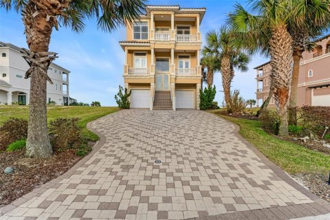 House in Palm Coast, Florida 4 bedrooms, 401.99 sq.m. № 2232215 - photo 3