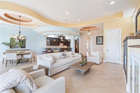 House in Palm Coast, Florida 4 bedrooms, 401.99 sq.m. № 2232215 - photo 12