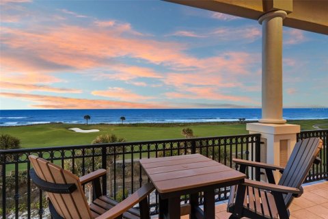 House in Palm Coast, Florida 4 bedrooms, 401.99 sq.m. № 2232215 - photo 6