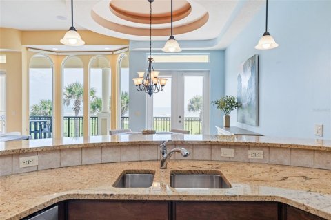 House in Palm Coast, Florida 4 bedrooms, 401.99 sq.m. № 2232215 - photo 17