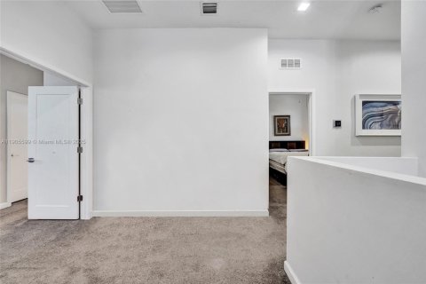 Купить виллу или дом в Дания-Бич, Флорида 3 спальни, 203.18м2, № 1956372 - фото 20