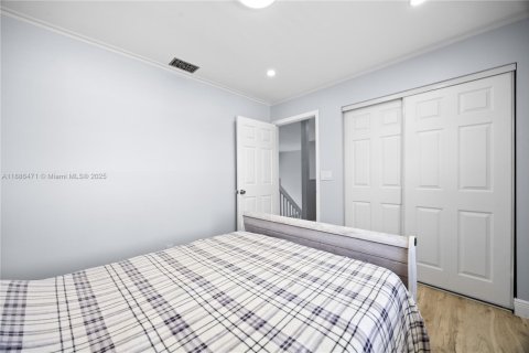 Casa en venta en Boca Raton, Florida, 5 dormitorios, 221.66 m2 № 1933303 - foto 28