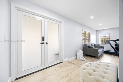 Villa ou maison à vendre à Boca Raton, Floride: 5 chambres, 221.66 m2 № 1933303 - photo 2