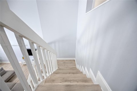 Casa en venta en Boca Raton, Florida, 5 dormitorios, 221.66 m2 № 1933303 - foto 22