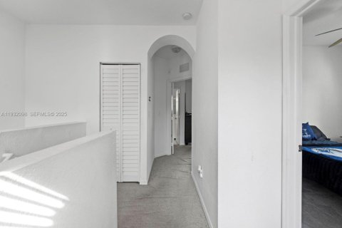 Townhouse in Homestead, Florida 3 bedrooms, 172.24 sq.m. № 1991544 - photo 19