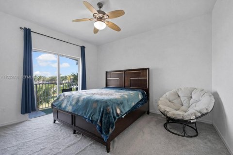 Townhouse in Homestead, Florida 3 bedrooms, 172.24 sq.m. № 1991544 - photo 24